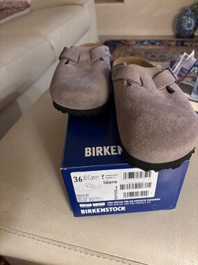 BIRKENSTOCK size 36 narrow fit